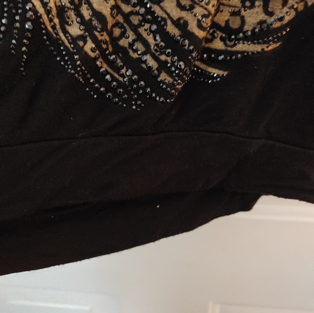 Wet Seal Women' s size M Top Leopard print Feather Motif Sequins Animal Print - Picture 5 of 7